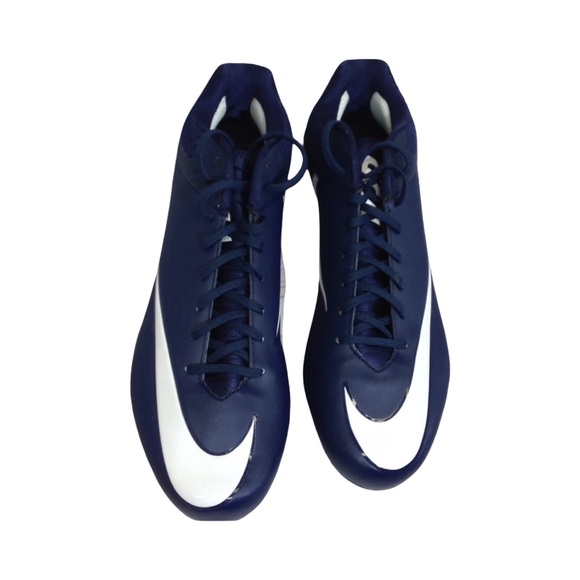 Athletic_Shoes